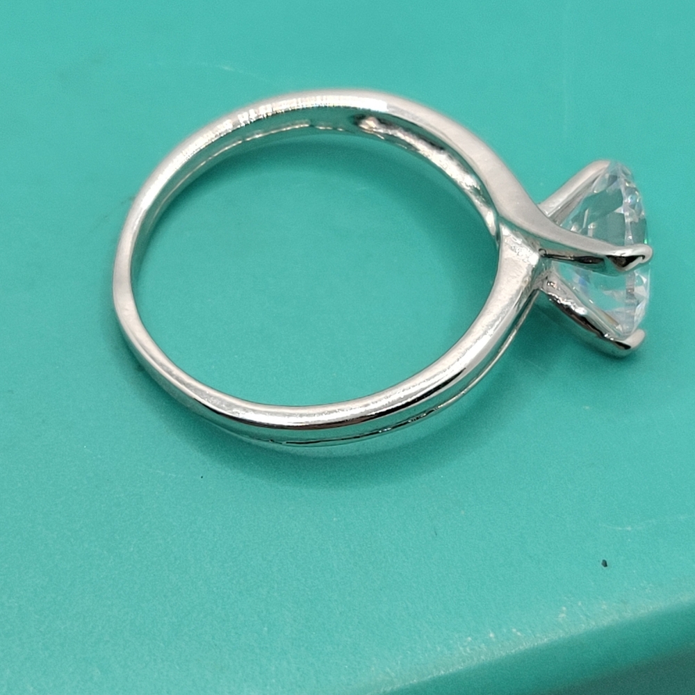 Pretty Ring - image 3